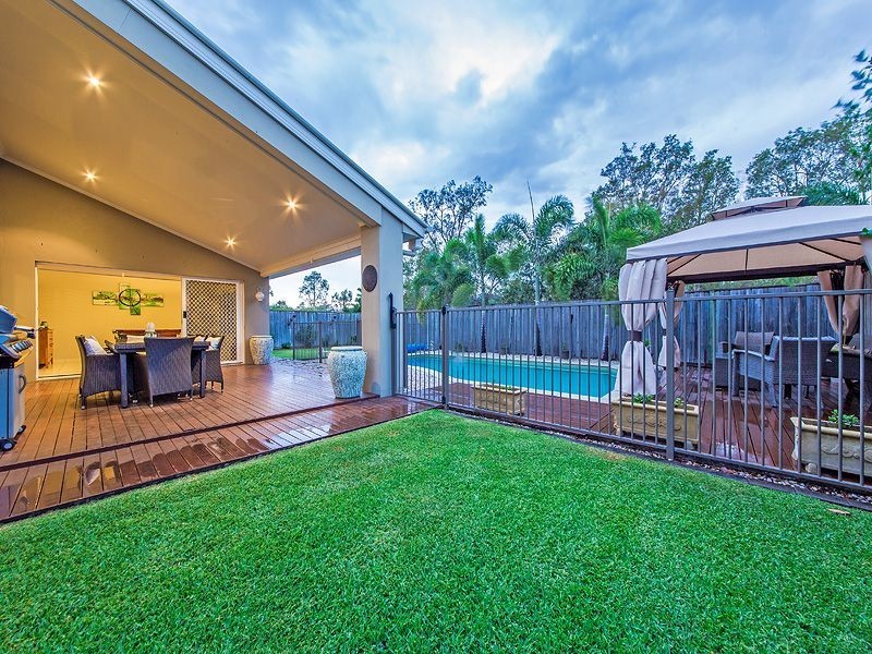 23 Brush Box Place, Wakerley QLD 4154