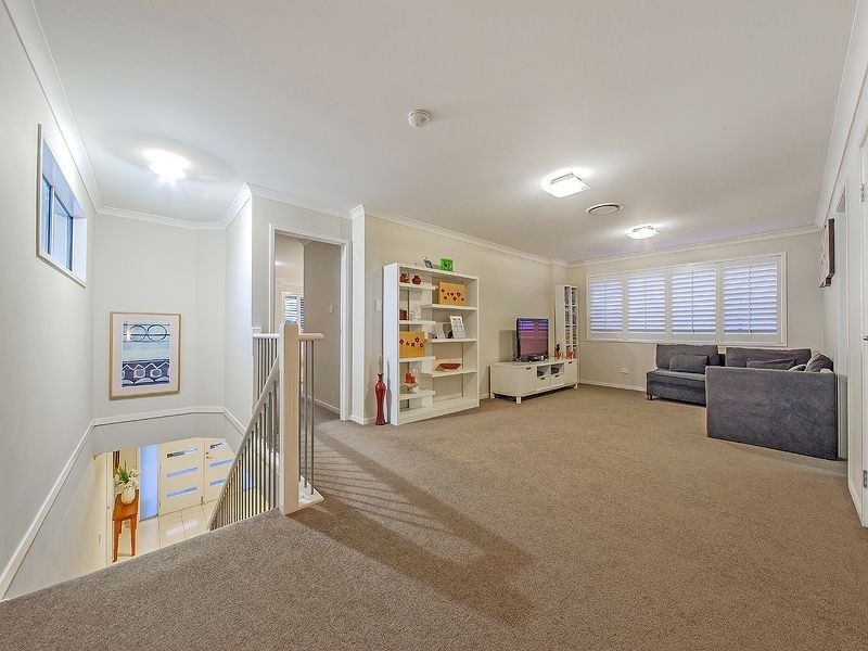 23 Brush Box Place, Wakerley QLD 4154