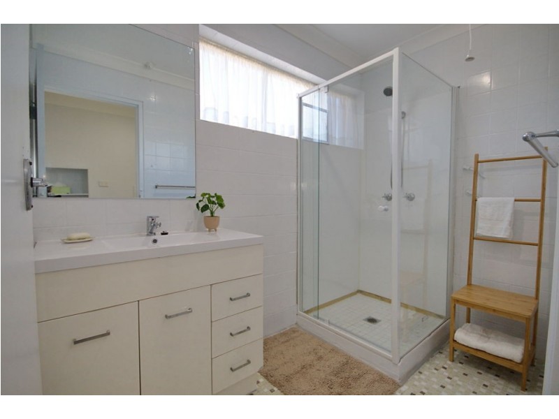 10 Murray Street, Birkdale QLD 4159