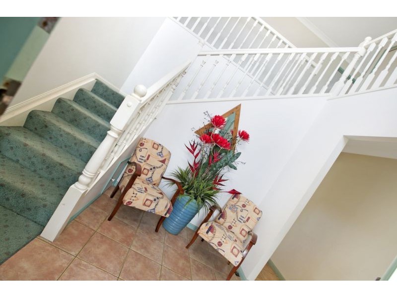5 Hayley Street, Manly West QLD 4179