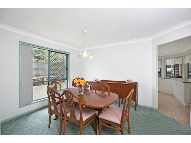 5 Hayley Street, Manly West QLD 4179