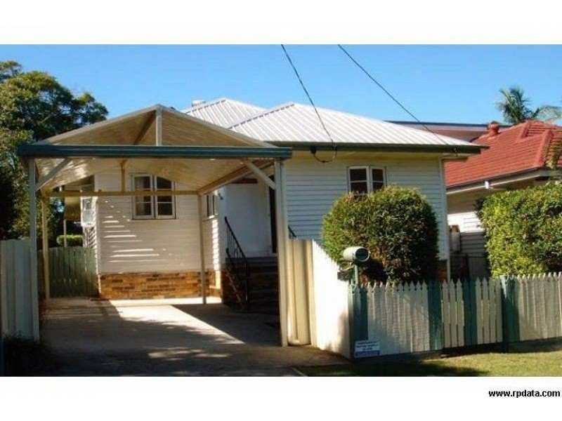 12 Ingleston Street, Wynnum West QLD 4178