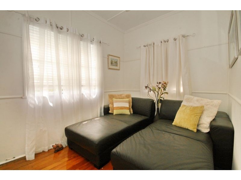 26 Raffles Street, Mount Gravatt East QLD 4122