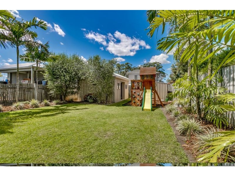 92 Moreton Avenue, Wynnum QLD 4178