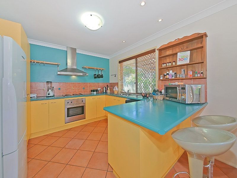 12 Melaleuca Place, Wynnum West QLD 4178