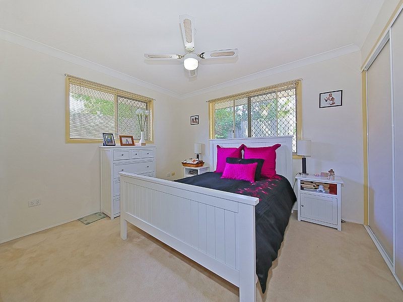 12 Melaleuca Place, Wynnum West QLD 4178