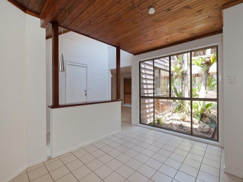 9 Games Street, Fig Tree Pocket QLD 4069