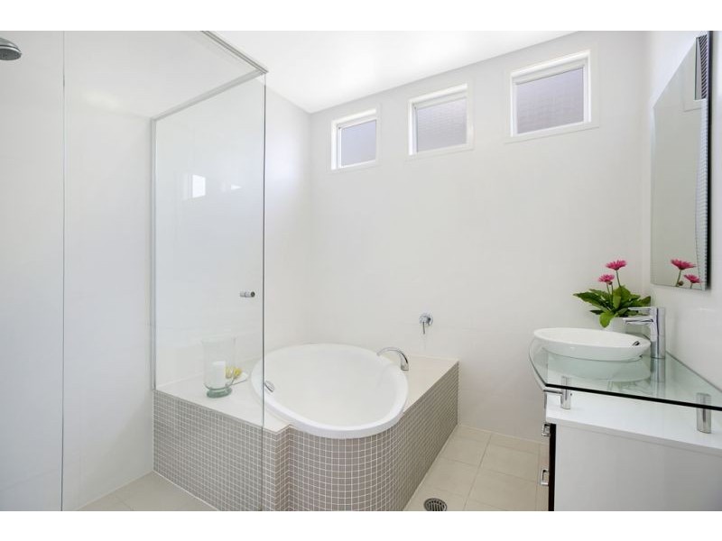 37 Prospect Street, Wynnum QLD 4178