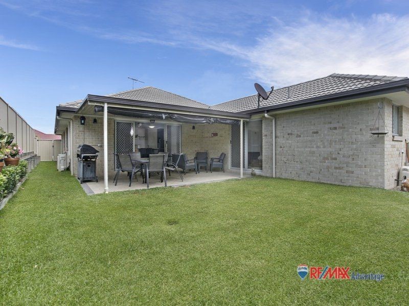 35 Jessielea Street, Wynnum West QLD 4178