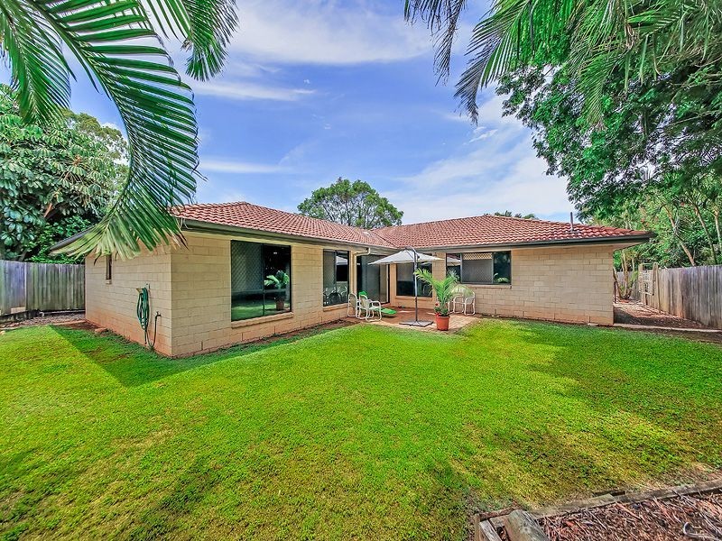 33 Thomas Street, Wynnum QLD 4178