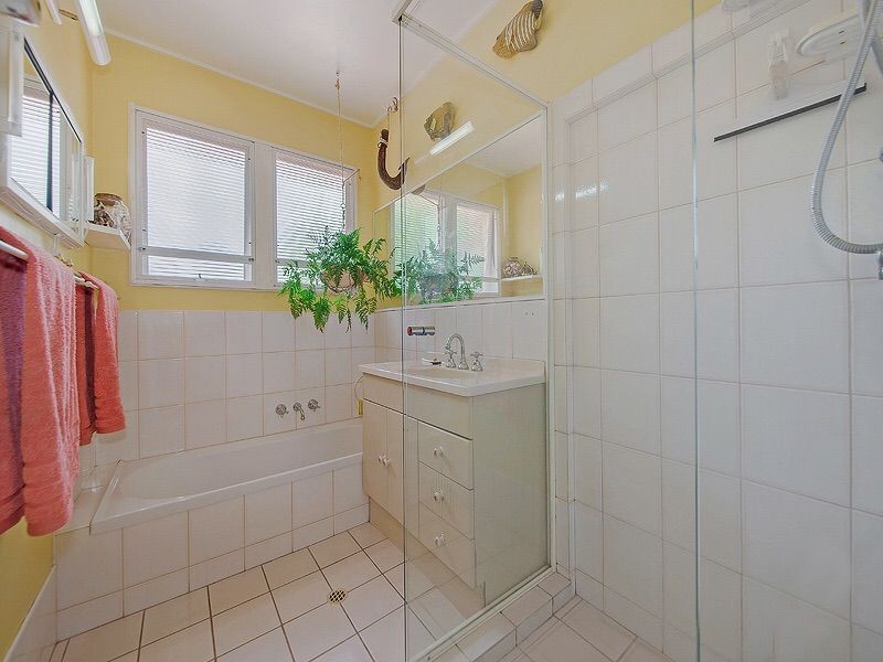 96 Greta Street, Manly West QLD 4179