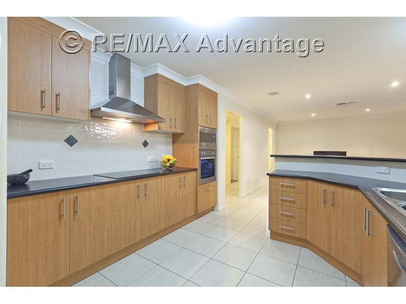 3 Williams Street, Wakerley QLD 4154