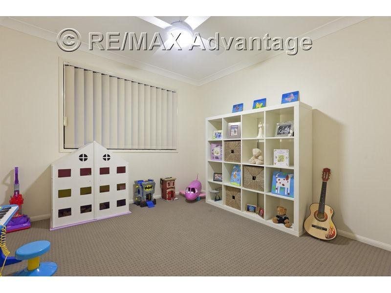 3 Williams Street, Wakerley QLD 4154