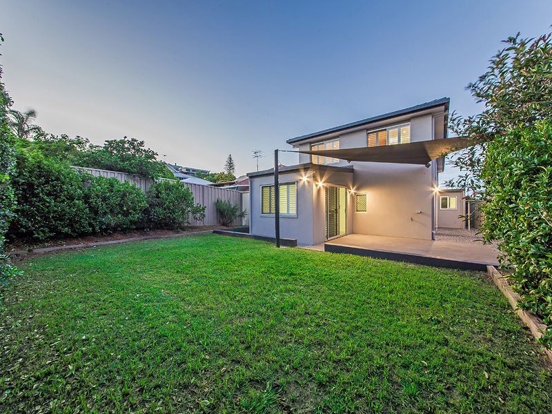 32 Southwick Street, Wynnum QLD 4178