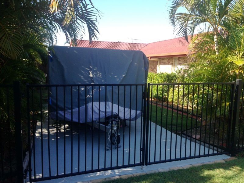 32 Samantha Street, Wynnum West QLD 4178