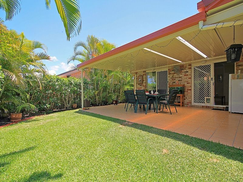 32 Samantha Street, Wynnum West QLD 4178