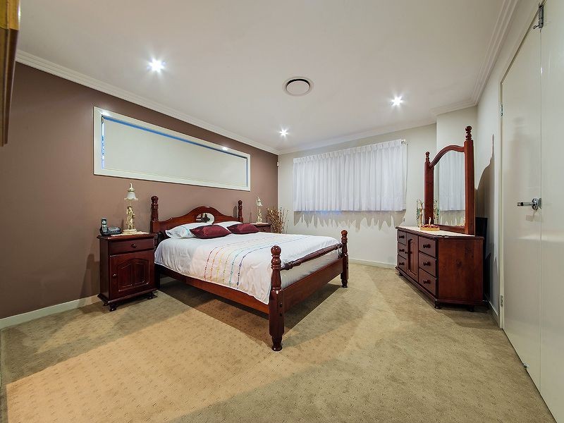 69 Feathertail Place, Wakerley QLD 4154