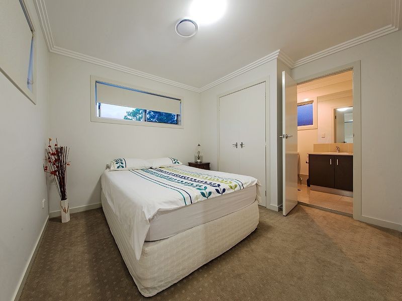 69 Feathertail Place, Wakerley QLD 4154