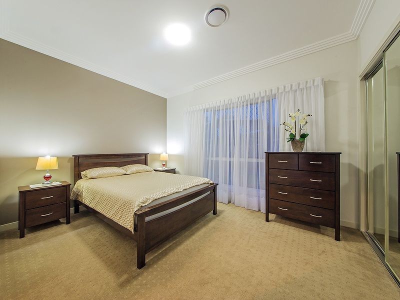 69 Feathertail Place, Wakerley QLD 4154