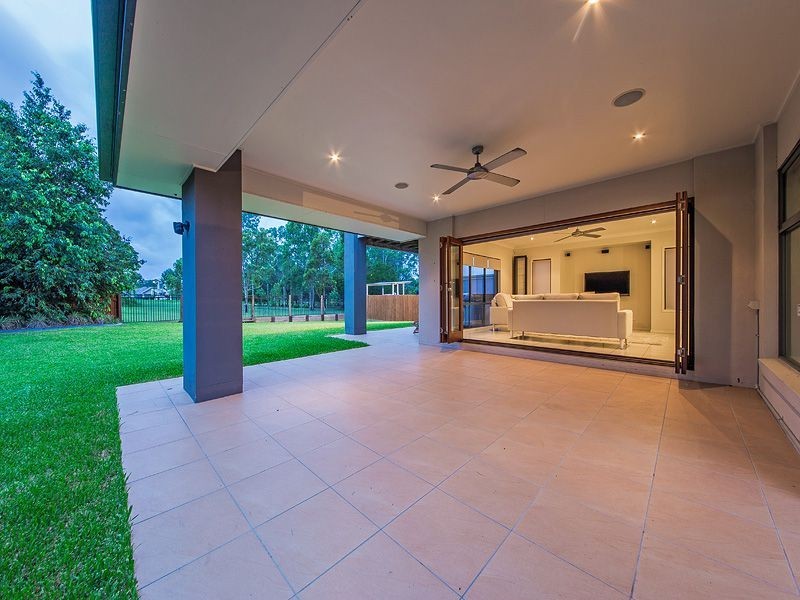 15 Gumdale Street, Wakerley QLD 4154