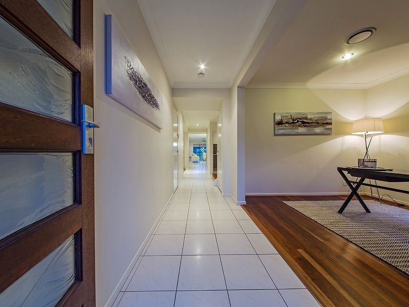 15 Gumdale Street, Wakerley QLD 4154