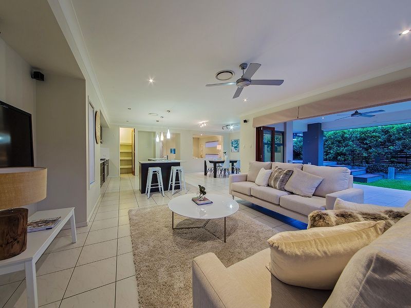 15 Gumdale Street, Wakerley QLD 4154