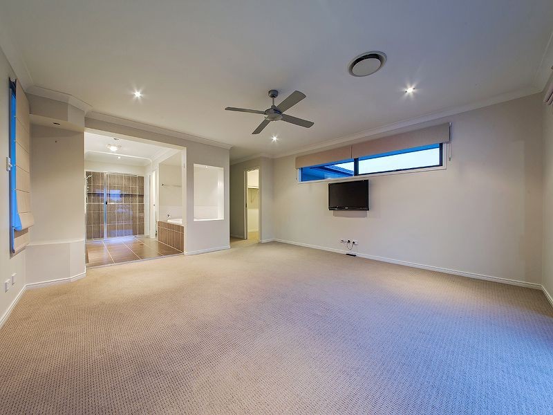 15 Gumdale Street, Wakerley QLD 4154