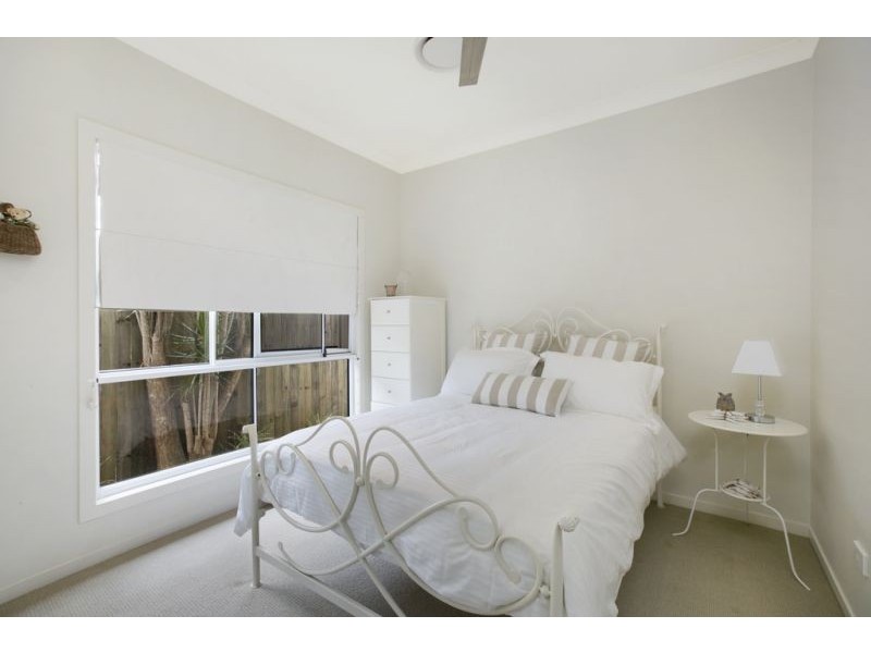 11 Faine Street, Manly West QLD 4179