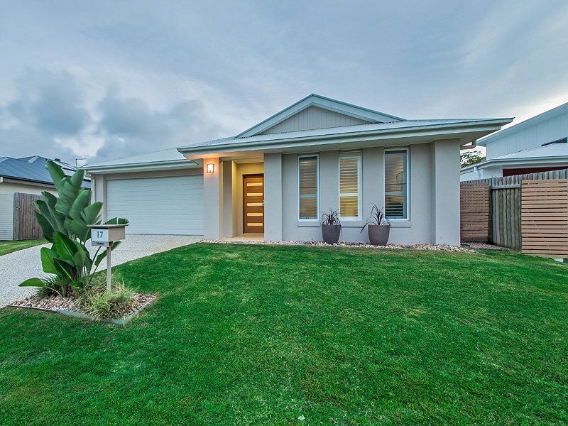17 Foxwood Circuit, Wakerley QLD 4154