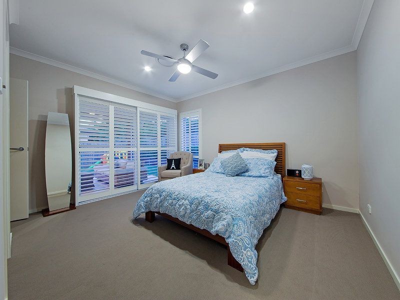 17 Foxwood Circuit, Wakerley QLD 4154
