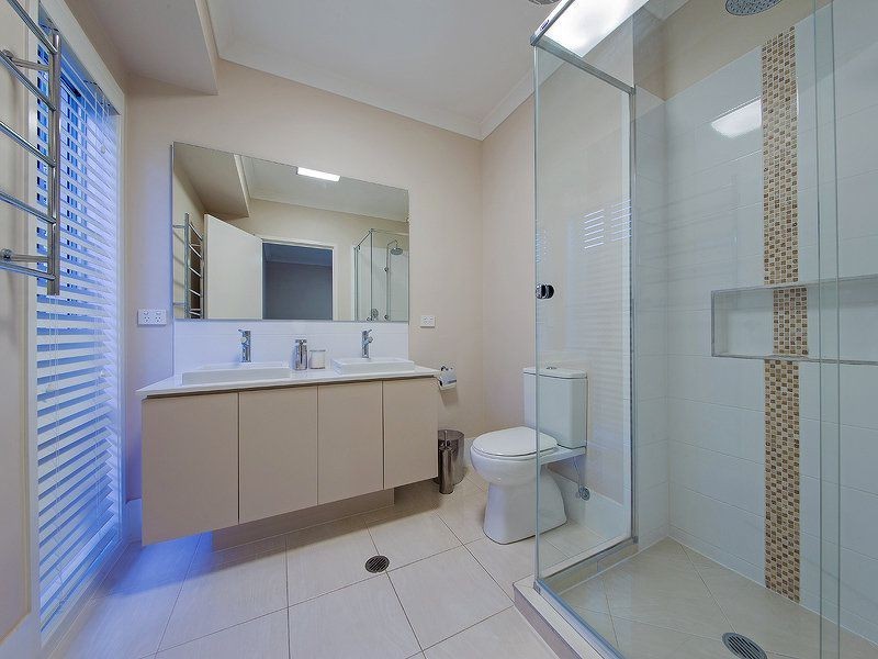 17 Foxwood Circuit, Wakerley QLD 4154