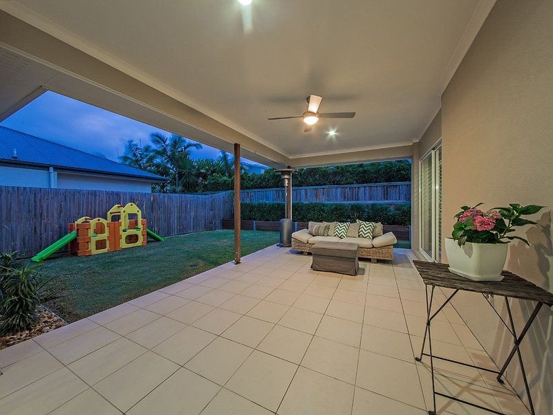 17 Foxwood Circuit, Wakerley QLD 4154