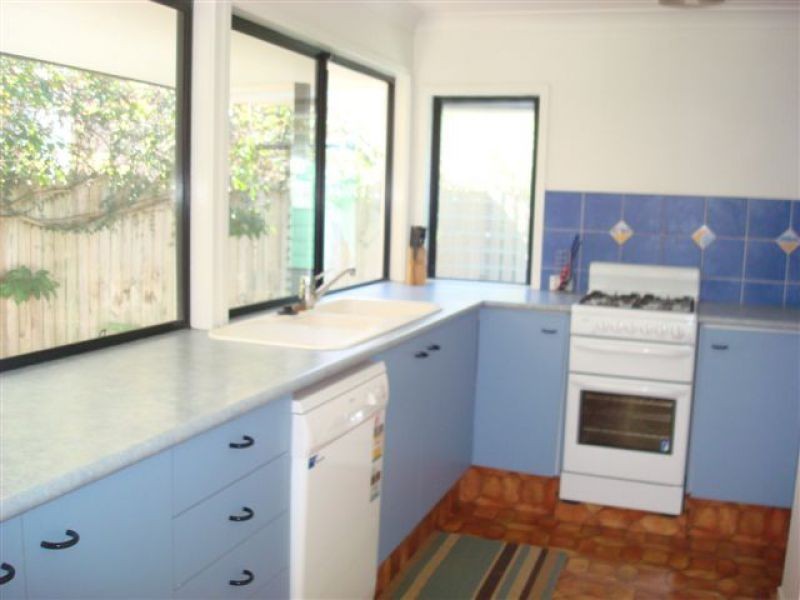 7 Moreton Avenue, Wynnum QLD 4178