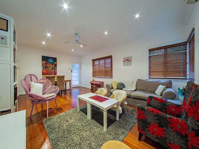 13 Bruce Street, Carina QLD 4152