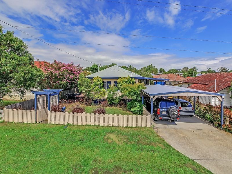 74 Dickenson Street, Carina QLD 4152