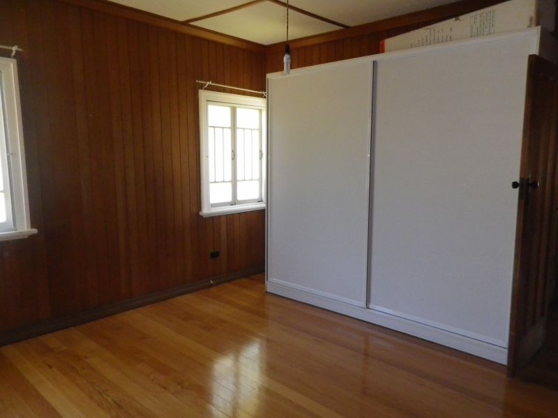 2 Mountjoy Terrace, Wynnum QLD 4178