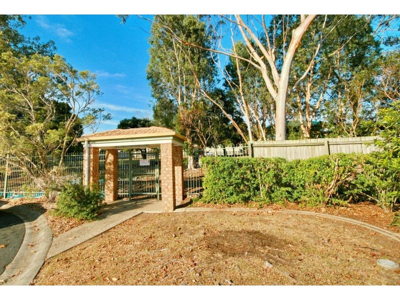 57 /81 Network Drive, Wynnum West QLD 4178
