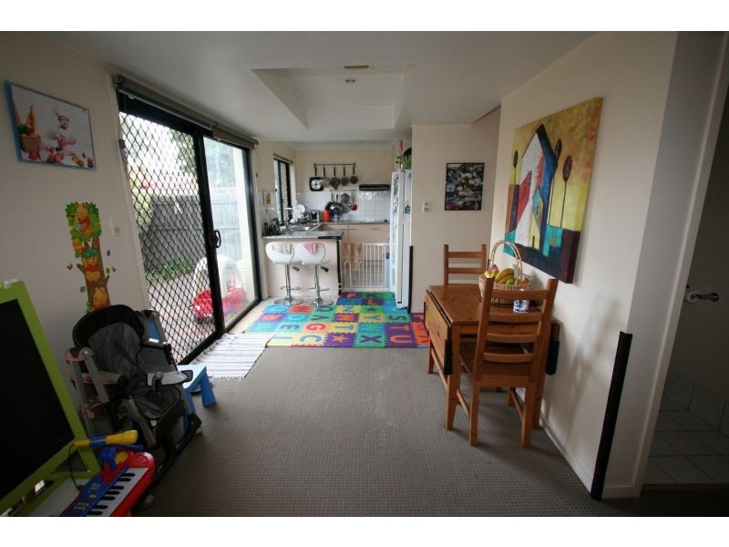 18/74 Plaza Street, Wynnum West QLD 4178