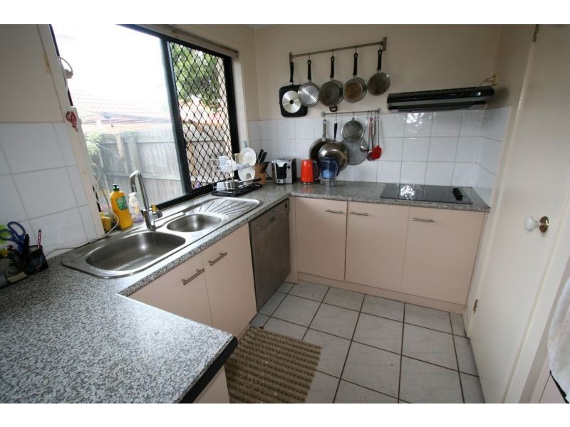 18/74 Plaza Street, Wynnum West QLD 4178