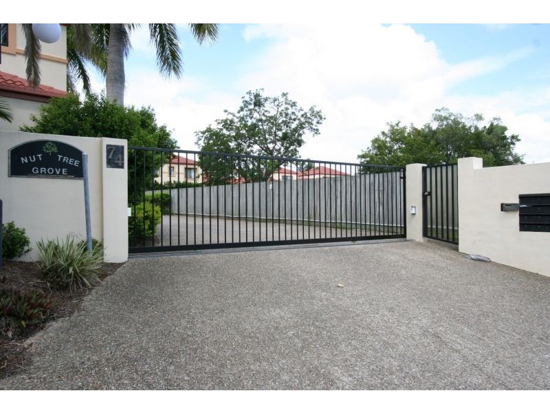 18/74 Plaza Street, Wynnum West QLD 4178