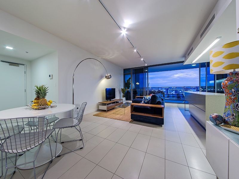 27 Cunningham Street, Newstead QLD 4006
