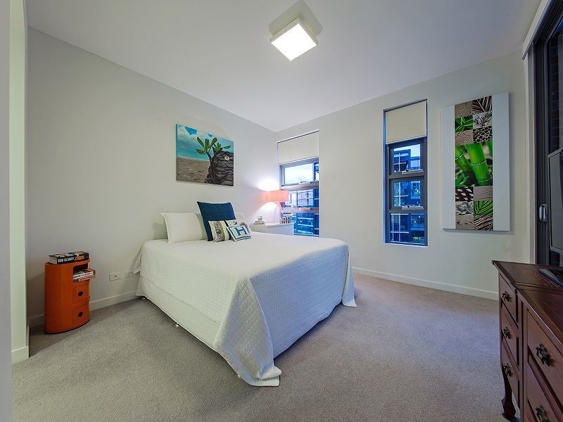 27 Cunningham Street, Newstead QLD 4006