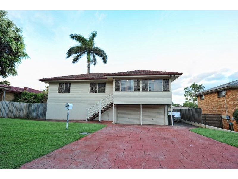 8 Sunstone St, Manly West QLD 4179