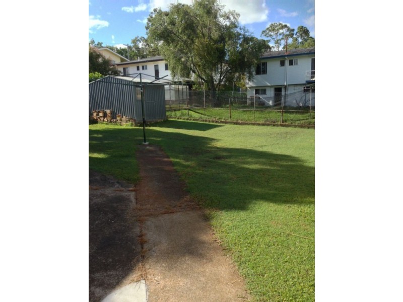 18 Kenmar Streer, Wynnum West QLD 4178