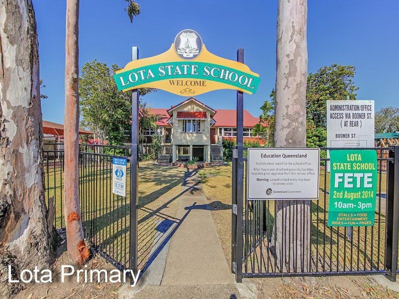 18 Booner St, Lota QLD 4179