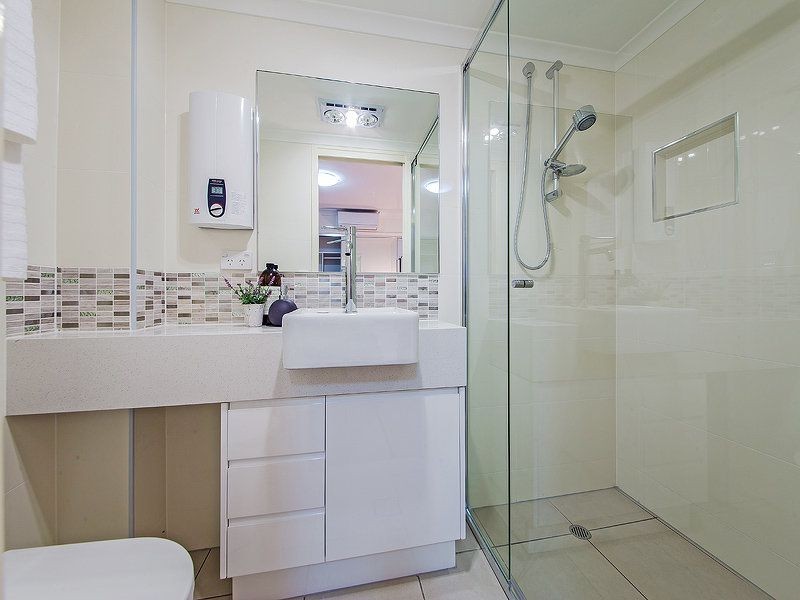 3/54 Yamboyna Street, Manly QLD 4179