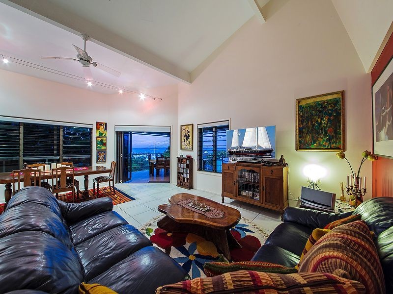 21 Valetta Street, Manly QLD 4179