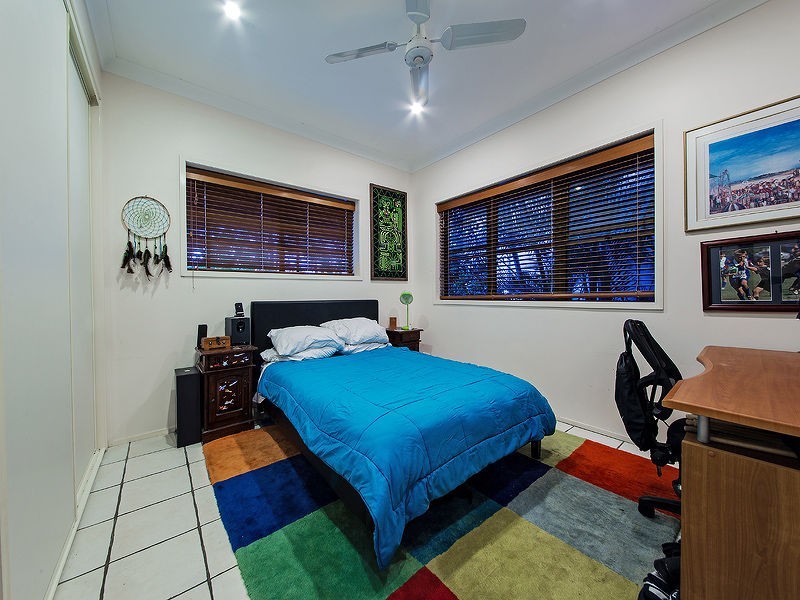 21 Valetta Street, Manly QLD 4179