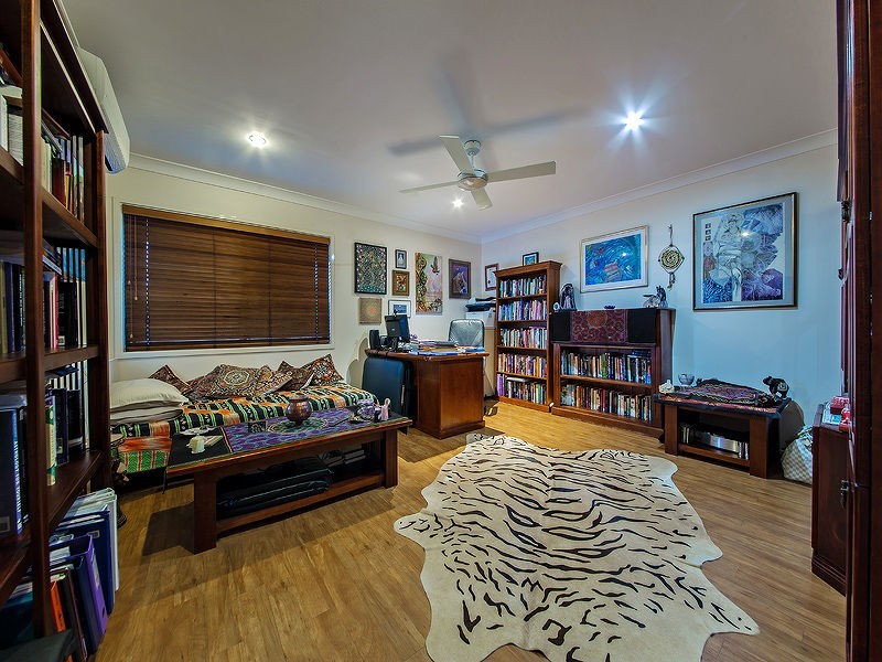 21 Valetta Street, Manly QLD 4179