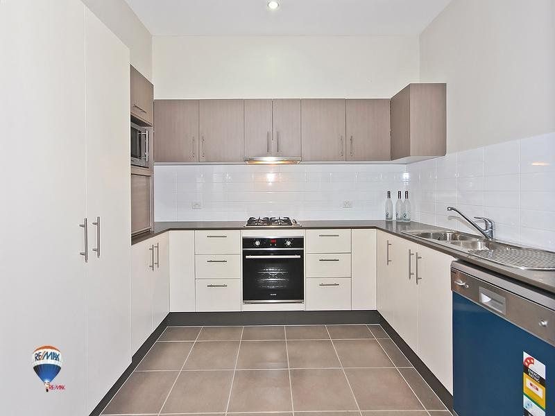 4/17 Berrima Street, Wynnum QLD 4178